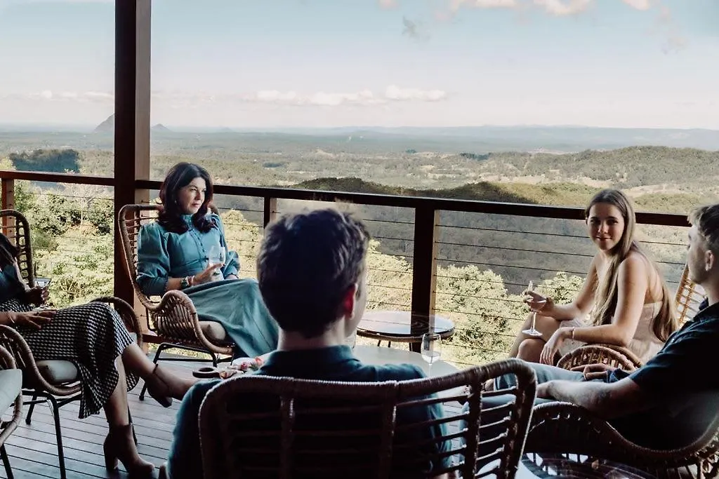 Mountain View House And Studio Maleny contacts
